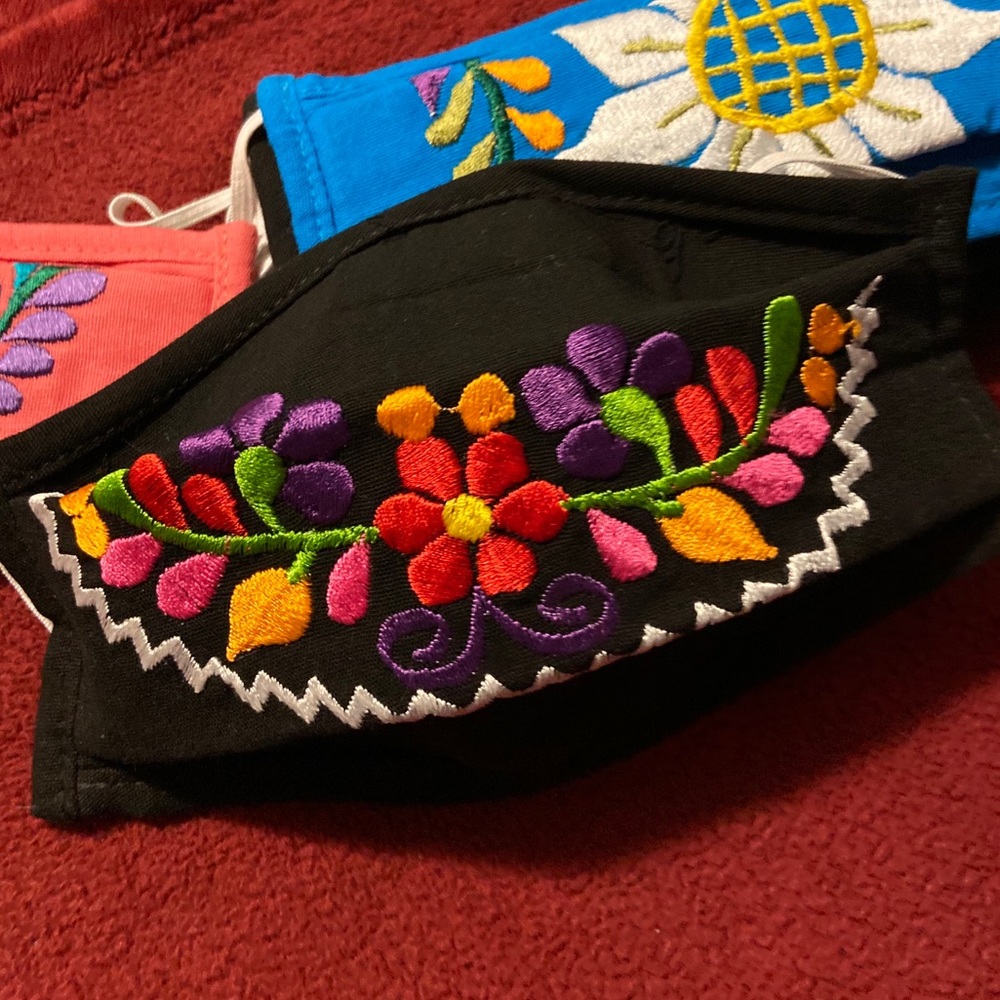 Mask - Picture 2 of 9